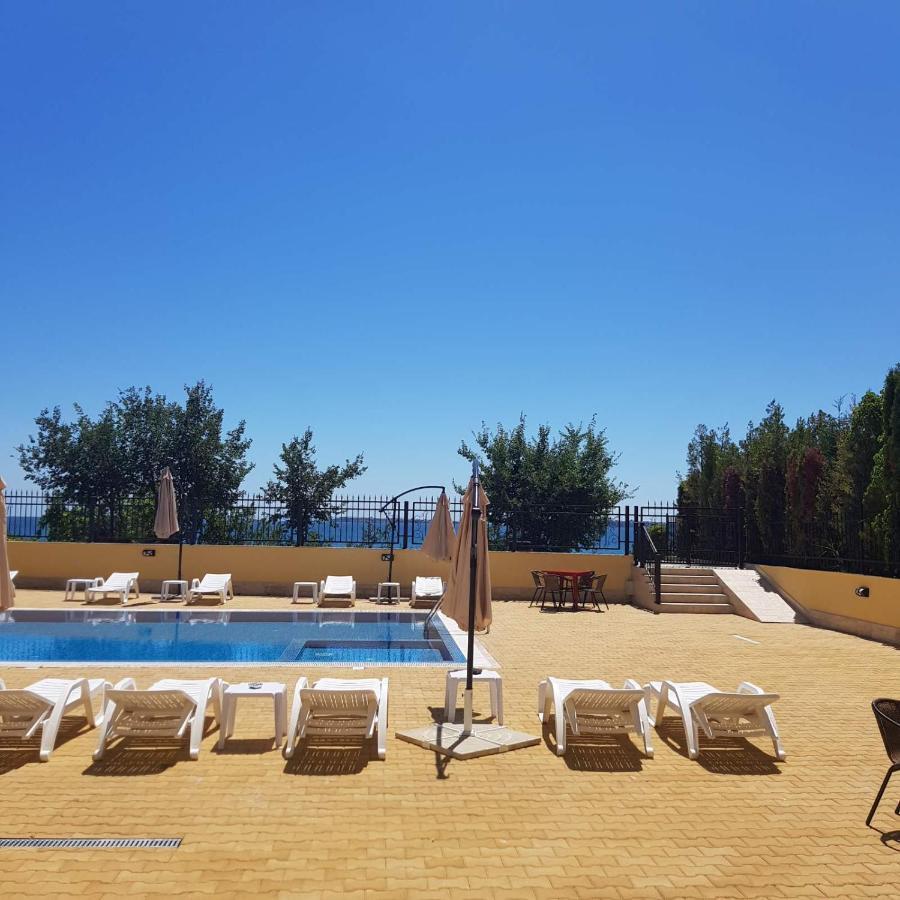 Horizon Katrina Apartments - Sea Line & Beach Access 圣弗拉斯 外观 照片
